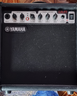 Amplificatore Yamaha GA-15