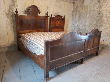 Letti in noce '800
