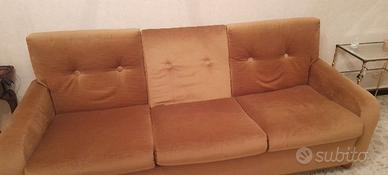 Divano e due poltrone