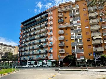 4 LOCALI A PALERMO
