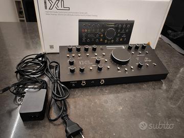 Monitor controller Behringer Studio XL
