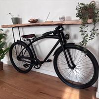 mensola con bicicletta 