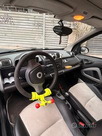 SMART FORTWO 2009 – NERA – INTERNI IN PELLE