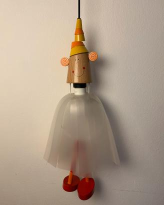 Lampadario in legno per camera bambino