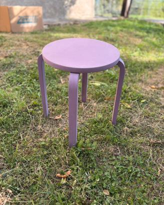 Sgabello IKEA FROSTA lilla