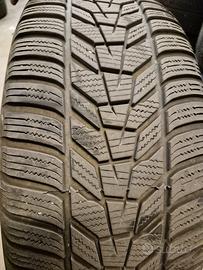 GOMME INVERNALI SU CERCHIO ACCIAIO