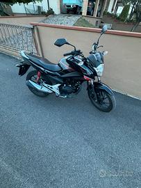 Honda CB125F