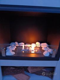 Pietre bianche per camini o giardini