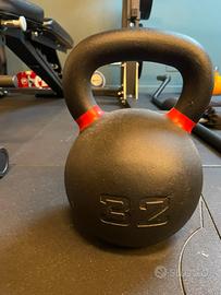 Kettlbell 32 kg Lacertosus