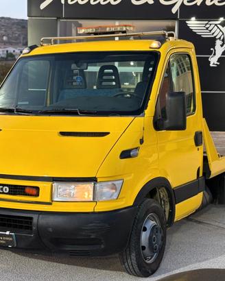 IVECO DAILY CARROATTREZZI 35 C13 ( PATENTE B)