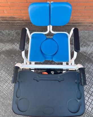 Sedia sollevatore per anziani e disabili