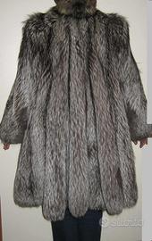 Pelliccia di volpe argentata