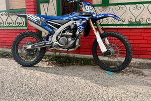 Motocross senza targa