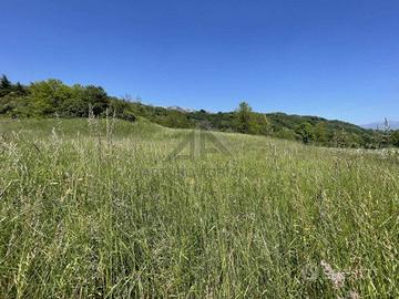 Terreno di 5645 m² a Pieve del Grappa