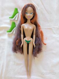 Bambola Winx Aisha 2006