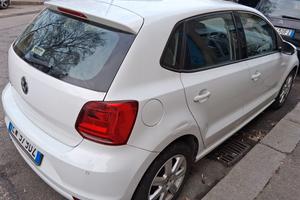 Volkswagen Polo  V 2014 5p 1.0 mpi Comfortline