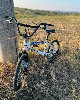 Bici BMX Montana