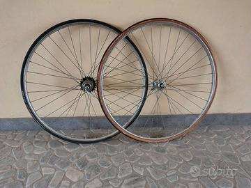 Coppia ruote 28 gomme tubolari