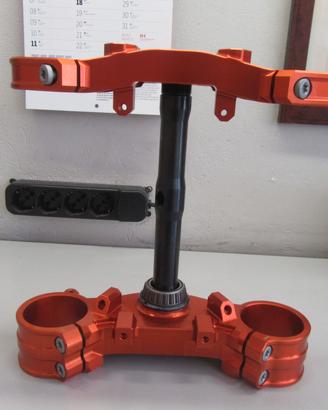 PIASTRA FORLELLA NUOVA KTM RACING