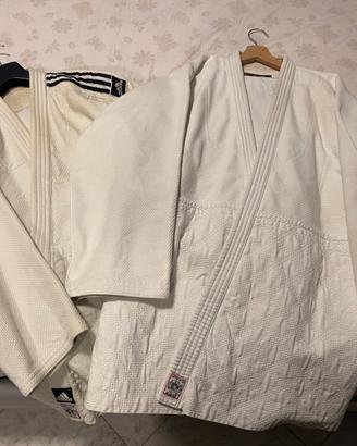Judogi Adidas e Mizuno