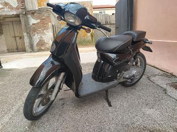 Scarabeo 50