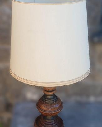 Lampada da tavolo legno
