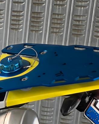 twalcom portapacchi Husqvarna 701