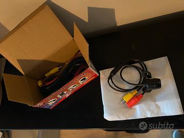 Telecamemera  per auto