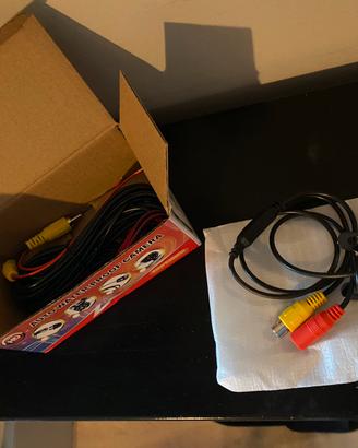 Telecamemera  per auto