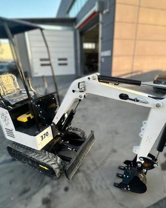 Mini Escavatore COLT KV13 1300kg - Nuovo