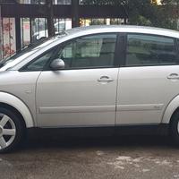 Audi A2 103.000 KM, 06/2004, cilindrata 1.4 16v