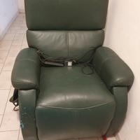 poltrona elettrica per anziani o disabili 