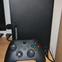 Xbox Serie X + 2 joystick 