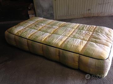 Letto singolo Strips design Cini Boeri- Arflex