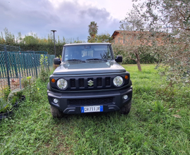 Suzuki Jimny autocarro