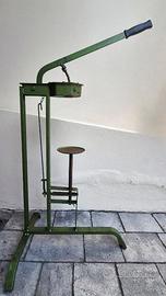  Tappatrice a colonna per tappi sintet e in sugher