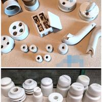 Vecchi isolatori e ceramiche per impianti 