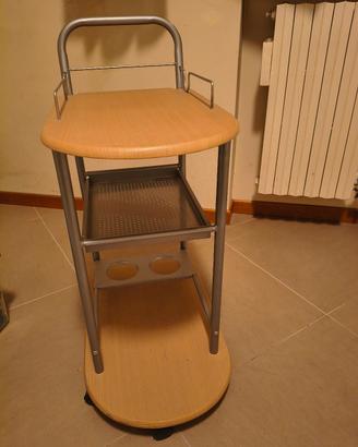 carrello cucina porta bevande e piatti