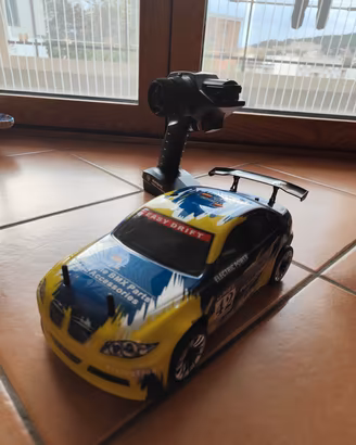 Automodello RC Drift HSP Flying Fish 1:18