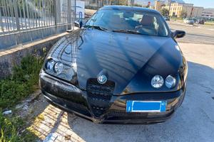 Automobile Alfa GTV JTS