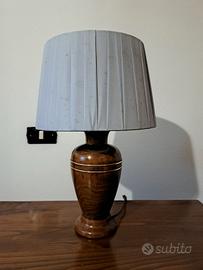 coppia di lampade da tavolo vintage in legno