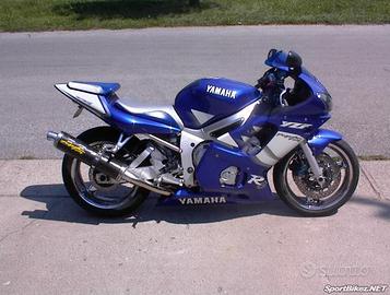 Ricambi usati per yamaha r6 600 anno2000 col. azz