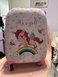 Valigia bimba completa di zainetto