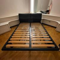 Letto matrimoniale testata in pelle nera