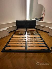 Letto matrimoniale testata in pelle nera