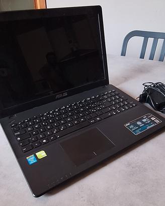 Notebook ASUS F552C