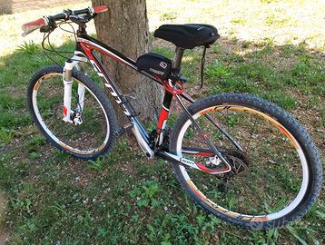 MTB scott scale 35 carbonio