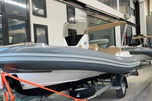 Salpa Soleil 18 + Honda 100Hp + Carrello