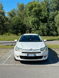 Citroen C5 Exclusive 2.0 adatta a neopatentati
