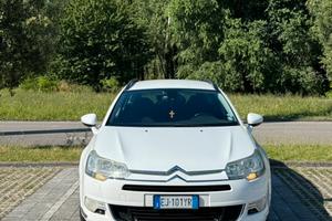 Citroen C5 Exclusive 2.0 adatta a neopatentati
